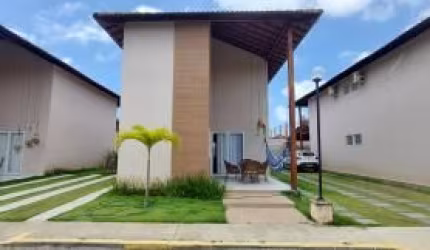 Casa Duplex em condomínio fechado, 3 quartos mobiliado próximo a praia de carneiros, Tamandaré - PE