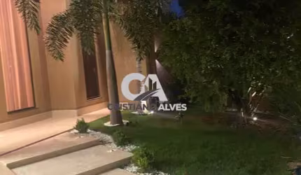Belíssima casa  a venda no Setor Vila Rosa, Goiânia-GO,More com exclusividade em uma casa de Altíssimo Padrão, com acabamento Premium, na melhor localização a pouco passos do Parque Cascavel, fachada 