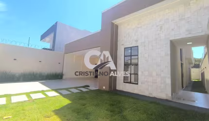 casa a venda  bairro Hilda aparecida de Goiânia 4 Suítes, piscina, ótima localização, avenida Rio Verde, supermercado