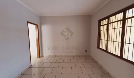 Casa padrão para Locação no Bairro Vila Tibério,  em Ribeirão Preto/SP.