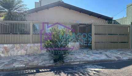 Casa com 4 quartos à venda no Pólon, Marília , 360 m2 por R$ 1.100.000