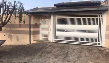 Casa com 3 quartos à venda no Jardim Pérola, Marília , 200 m2 por R$ 390.000