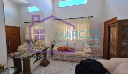Casa com 3 quartos à venda no Jardim Fontanelli, Marília , 110 m2 por R$ 350.000