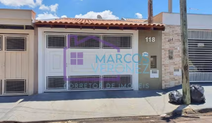 Casa com 3 quartos à venda no Jardim Flamingo, Marília , 100 m2 por R$ 220.000