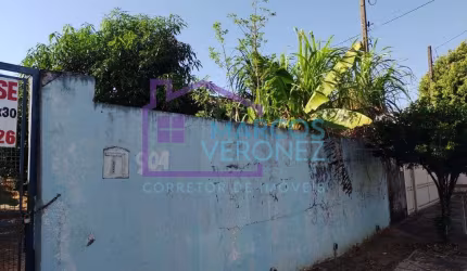 Terreno à venda no Paulista, Marília  por R$ 150.000