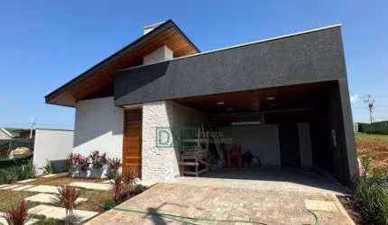 Casa à venda 3 Quartos, 2 Vagas, 300M², Bellevie, Cambé - PR