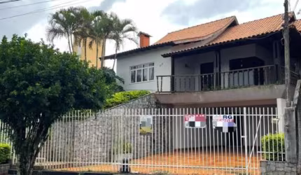 CASA SOBRADO COM 5 QUARTOS NO JD VILA RICA