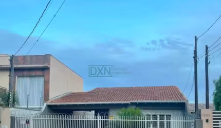 CASA COM 3 QUARTOS E SUITE NO JD SABARÁ LONDRINA