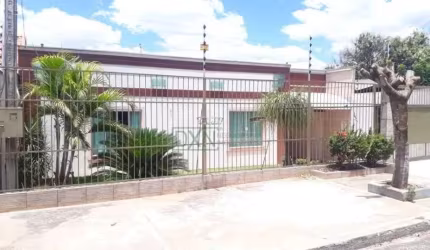 CASA COM 2 QUARTOS E SUÍTE NO JD VILA RICA EM CAMBÉ