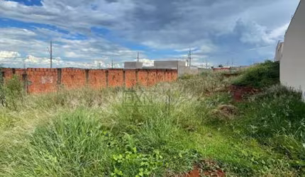 TERRENO COM 240m² NO JD EUROPA I EM CAMBÉ
