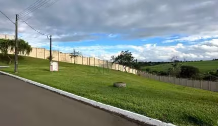 TERRENO 915M² NO CONDOMÍNIO HORIZONTAL VILLÁGIO DO ENGENHO