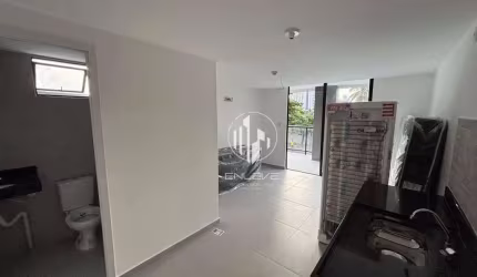 Flat mobiliado e decorado à 100m da praia no Jardim Oceania