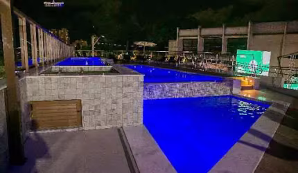 Apartamento de 133m2 com 3 Suítes + DCE, em Condomínio Club