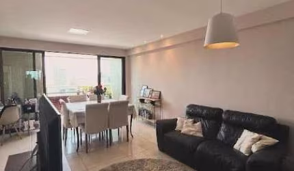 Apartamento de 139m2 com 3 Suítes + DCE e Todo Projetado