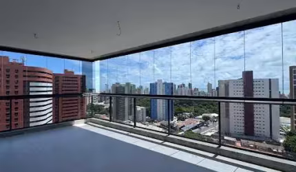 Apartamento Alto Padrão com 4 Suítes em Miramar