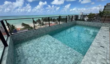 Apartamento novo na beira mar de Camboinha com 03 quartos