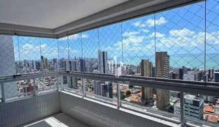 Apartamento de 106m2 com 3 Quartos + DCE, Vista Mar e Todo Projetado