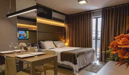 Flat de 34m2 com Varanda, Mobiliado e Projetado, 100m do Mar