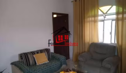 Casa 3 quartos, cinco vagas, à venda no bairro Novo Progresso.