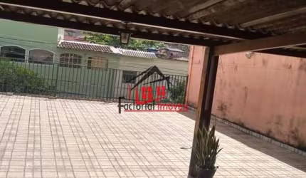 CASA A VENDA DE 02 QUARTOS, 02 BARRAÇÕES, AMPLA ÁREA, DOM BOSCO , BH.