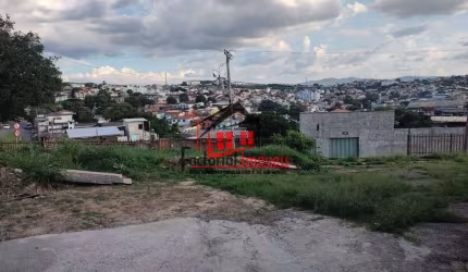 TERRENO A VENDA COM CASA EM LOCALIZAÇÃO PRIVILEGIADA NO BAIRRO GLÓRIA - BH