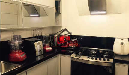 APARTAMENTO DE TRES QUARTOS BAIRRO CASTELO