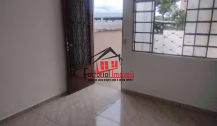 Casa com 72m² para alugar no Gloria