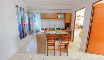 PQ. VBERDE - 2 quartos, sala/cozinha conjugado, a/serviço, 1 vaga, a/priv.41m²