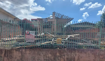 CANCELLI - LOTE DE 12X40m = 480m² - Em aclive, Sol da Manhã - T.O-60% e C.A.Bas. 3