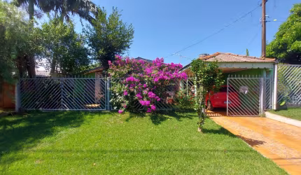 SANTA CRUZ - LOTE DE 12X30,5M = 366M² C/CASA DE MADEIRA EM CIMA DE 116m²