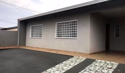 Casa com 2 quartos à venda no Leonor, Londrina  por R$ 320.000