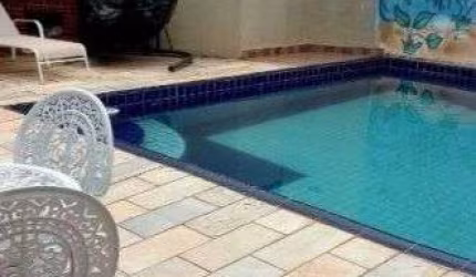 Casa com 3 quartos à venda no Califórnia, Londrina  por R$ 750.000