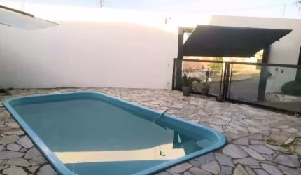 Casa com 6 quartos à venda no Conjunto Habitacional José Giordano, Londrina  por R$ 750.000