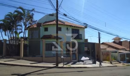 Casa com 3 quartos à venda no Jardim Itália, Cambé  por R$ 1.200.000