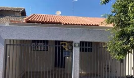 Casa com 2 quartos à venda no Residencial Abussafe II, Londrina  por R$ 299.000