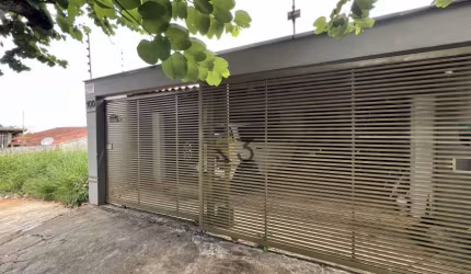 Casa com 3 quartos à venda no Colúmbia, Londrina  por R$ 400.000