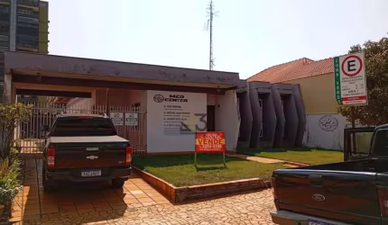 Casa com 4 quartos à venda no Centro, Cambé  por R$ 2.100.000
