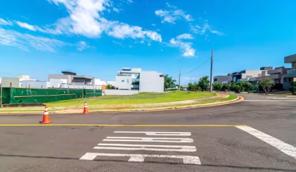 Terreno à venda no Parque Tauá, Londrina  por R$ 519.000