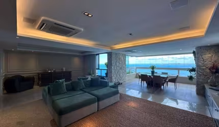 Apartamento à Venda no Corredor da Vitória, 250m², 3 Suítes, 4 Vagas, Vista Mar Panorâmica, Pier e Teleférico com Acesso ao Mar, R$ 8.000.000,00