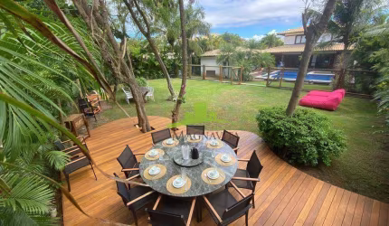 Esplêndida mansão à venda em Praia do Forte | 5 quartos | 3 suítes | Mobiliada e decorada (PORTEIRA FECHADA) | Piscina privativa | R$ 3.900.000