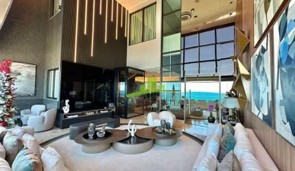 Cobertura duplex de luxo no Condomínio D'Azur, 4 suítes, 374m², porteira fechada, pé direito duplo, piscina aquecida, 6 vagas, R$ 6.900.000,00