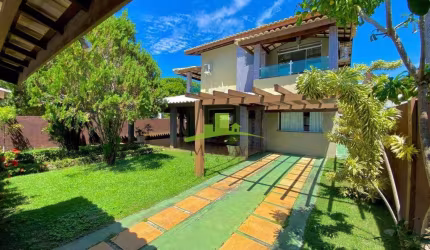 Casa à Venda no Condomínio Paraíso, Guarajuba, 500m da Praia, 279m², 4 Suítes, Piscina com hidromassagem, Quiosque Gourmet, R$ 1.950.000,00