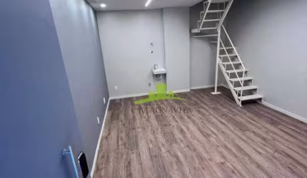 Sala Comercial à Venda no Fórum Empresarial – Joana Angélica, Nazaré, Salvador, Reformada, com Mezanino, Climatizada, 40m² – R$ 110.000,00