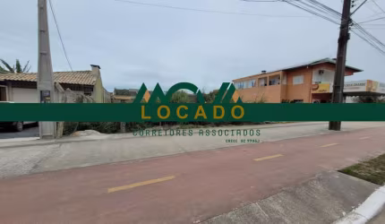 Alugo terreno na Avenida Celso Ramos n° 511 - Balneário Cambiju