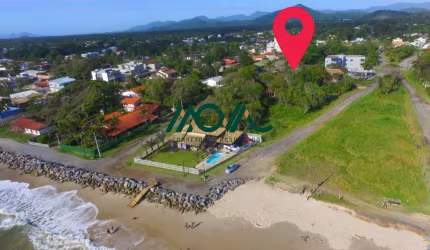 Três terrenos juntos, quadra mar e com duas frentes em Itapoá