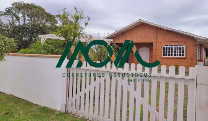 Casa à Venda em Itapoá - 3 Quartos, 100m da Praia, Oportunidade Imperdível!