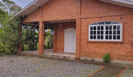 Casa à Venda em Itapoá - 3 Quartos, 100m da Praia, Oportunidade Imperdível!