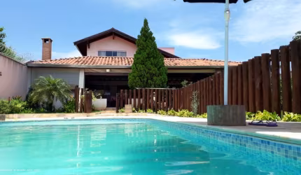 Casa a venda
