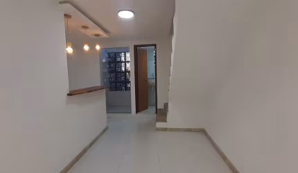 CASA A VENDA  NO ENGENHO VELHO DE BROTAS