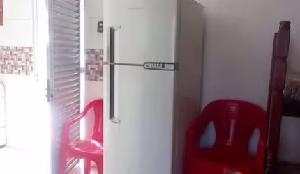 Kitnet Reformada na Guilhermina – Conforto e Localização Perfeita!